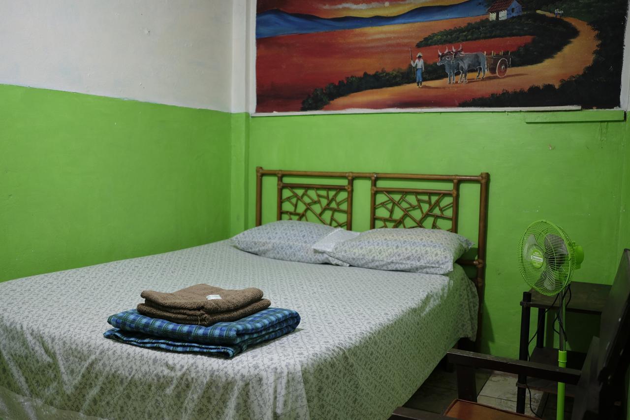 Hostal Del Este Santa Fe San José Exterior foto