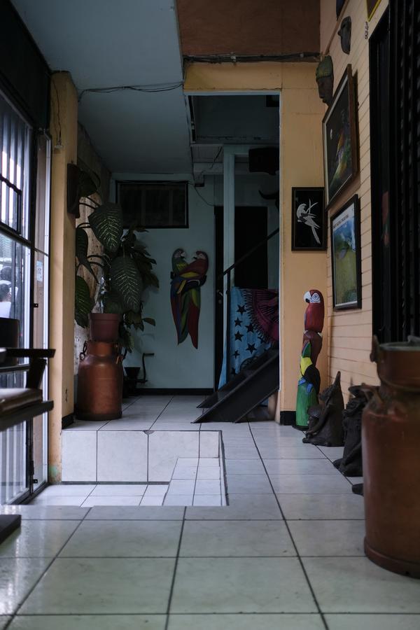 Hostal Del Este Santa Fe San José Exterior foto